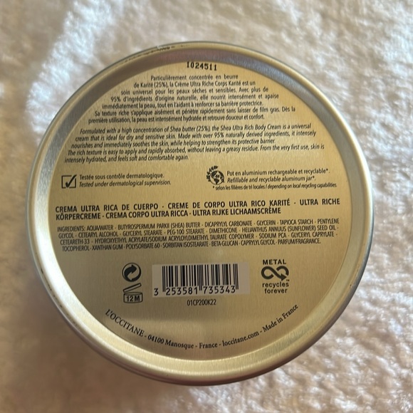 L'OCCITANE EN PROVENCE
Shea Butter Ultra Rich Body Cream
NWT (Seal still Intact) - Picture 3 of 6